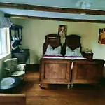 Nostalgie 1876 게스트하우스 2*